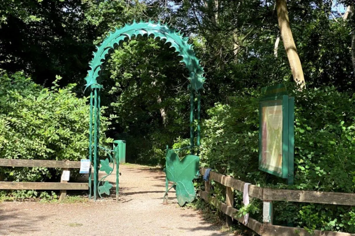Holly Hill green metal entrance